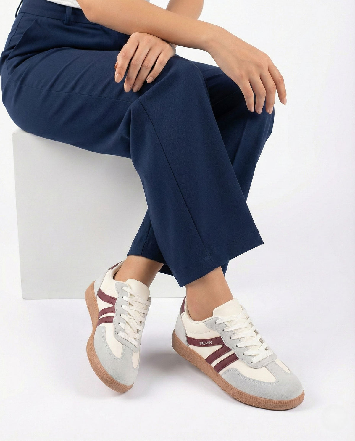Morenni Sneakers