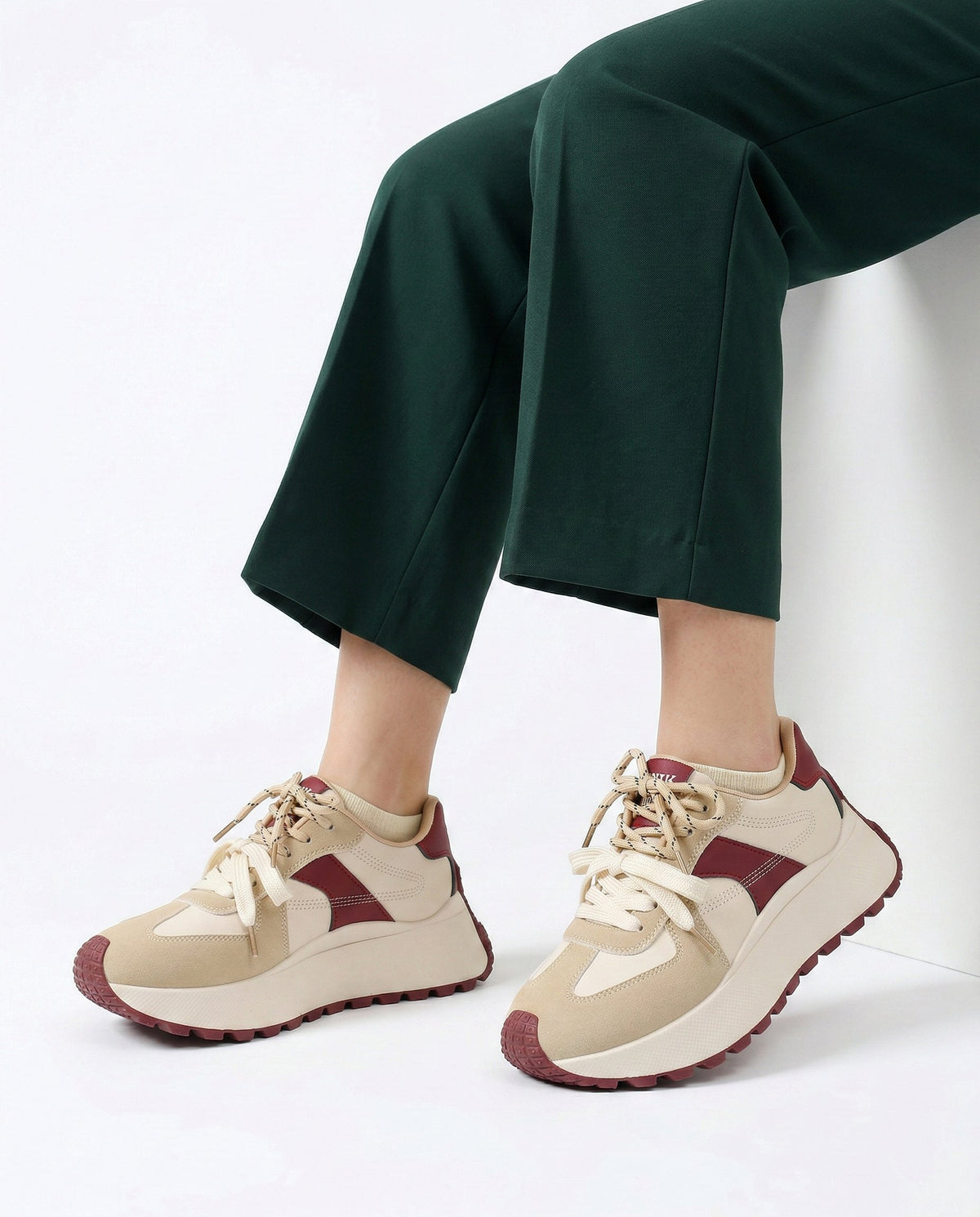 Diva Sneakers