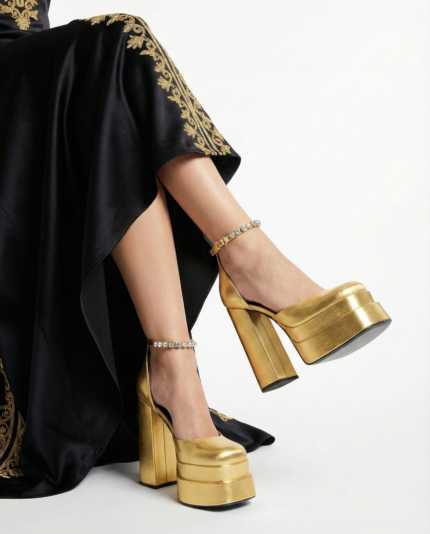 Avelloria Heels